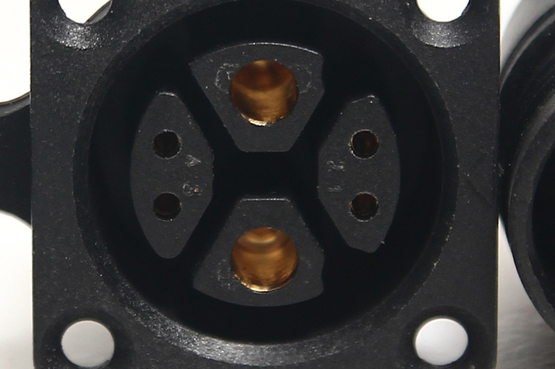 yls-000